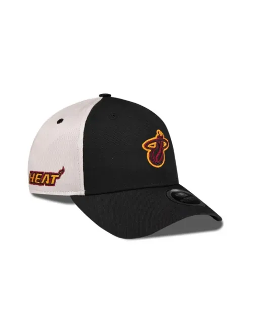 Gorra Snapback Authentic NBA - Miami Heat - BK4 - Negro